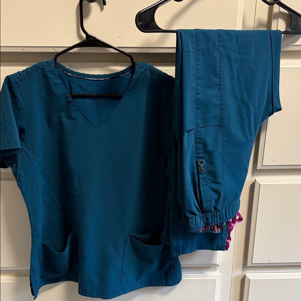 Vera Bradley Deep Teal V-Neck Top